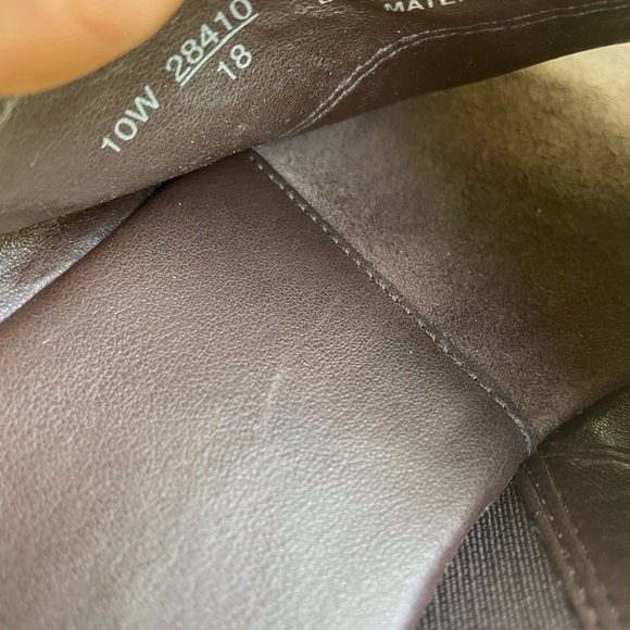 Parade leather Slip on Slippers - Picture 6 of 6